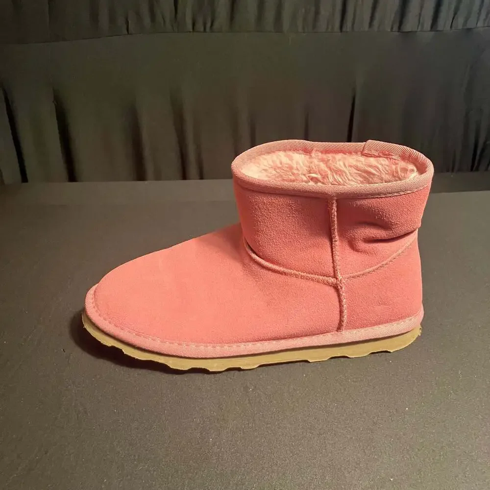 Time And True Women’s Pink Winter Boots
